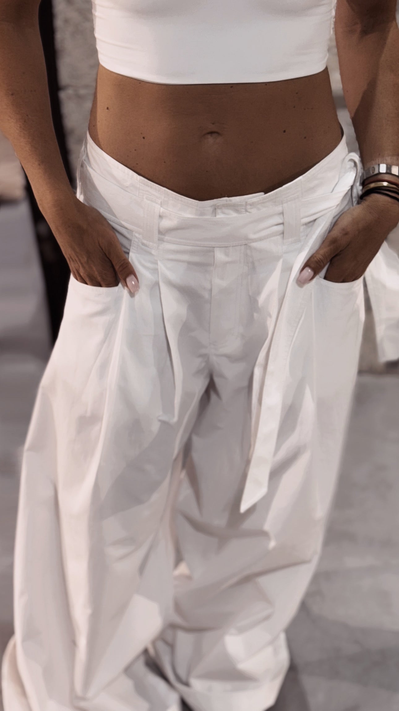 Tommy white pants