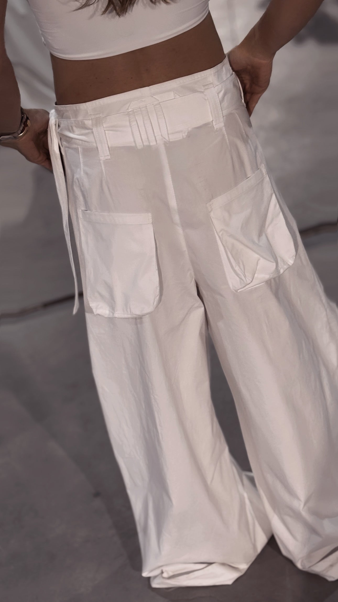 Tommy white pants